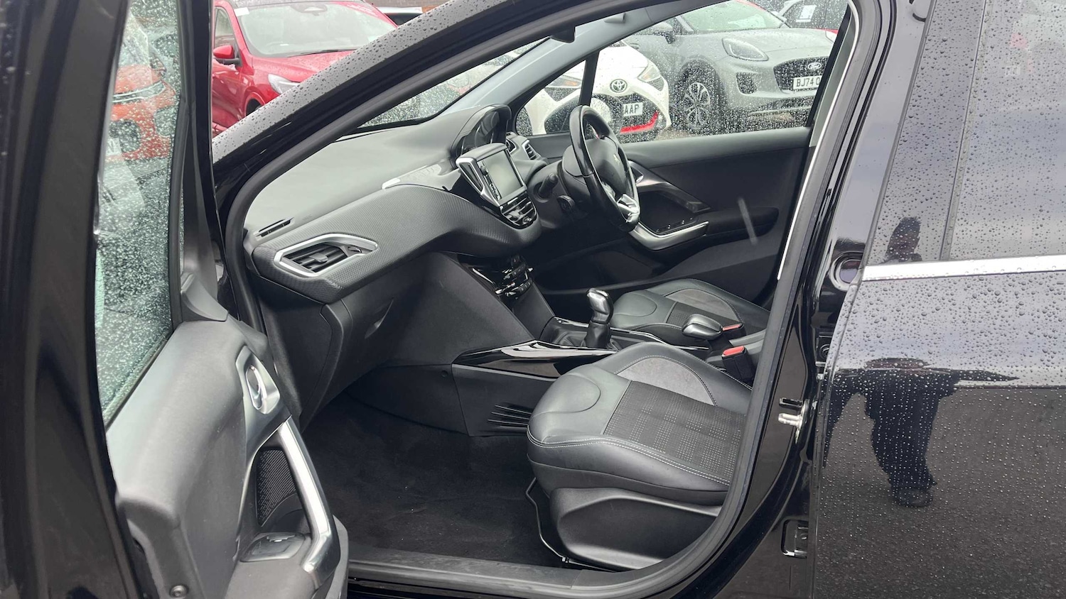 Used Peugeot 2008 2018 for sale - 76401274: Photo 10