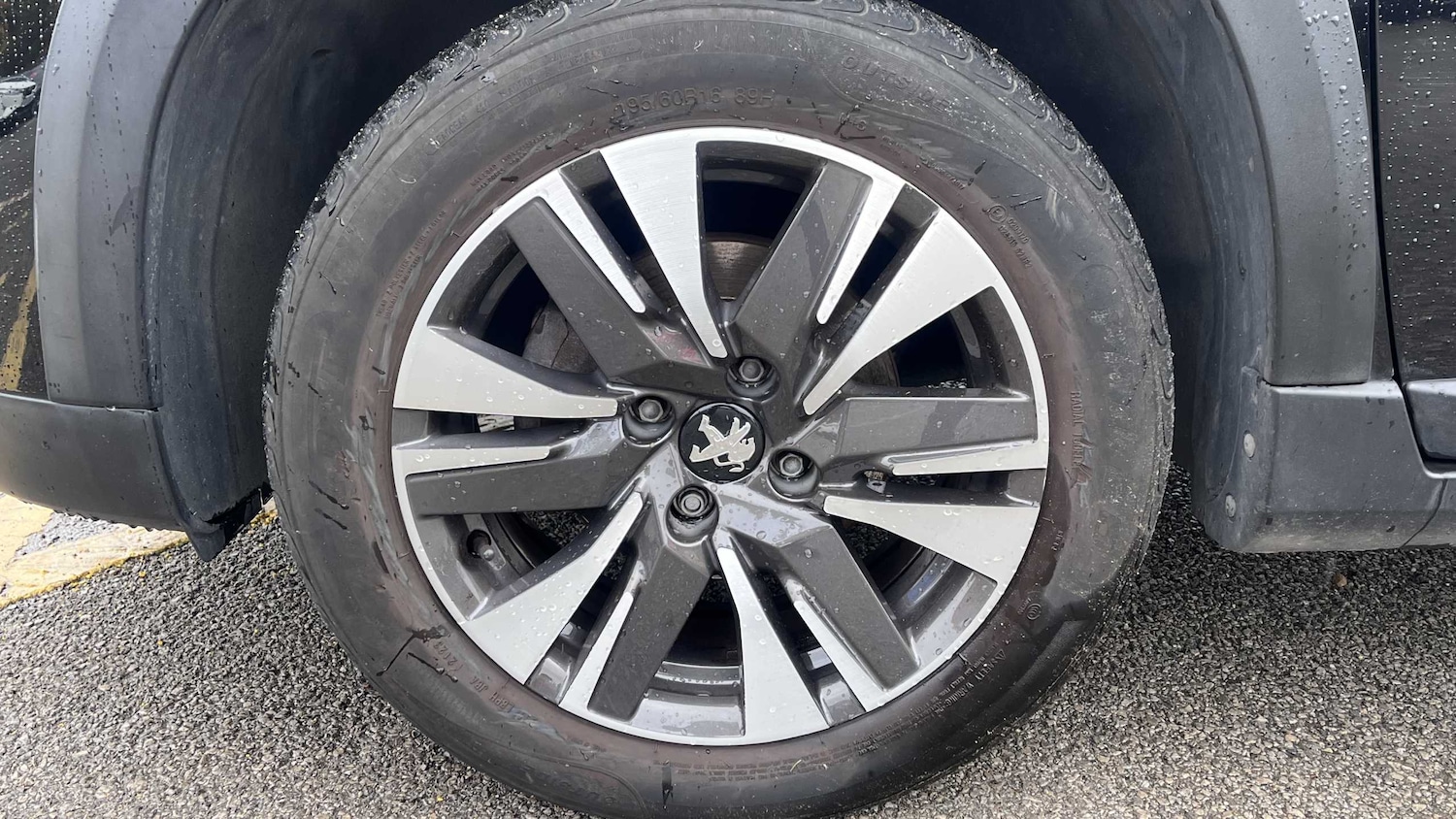 Used Peugeot 2008 2018 for sale - 76401274: Photo 8