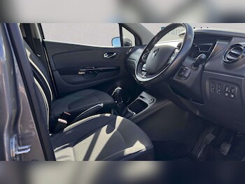 Used Renault Captur 2017 for sale - 78433090: Photo