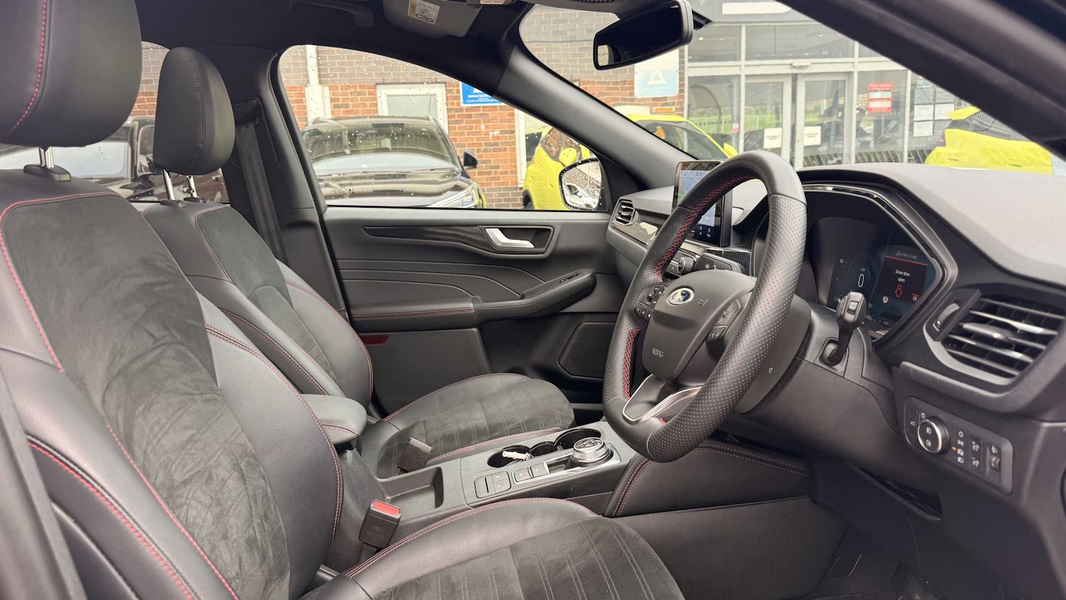 Used Ford Kuga 2023 for sale - 76401334: Photo 4