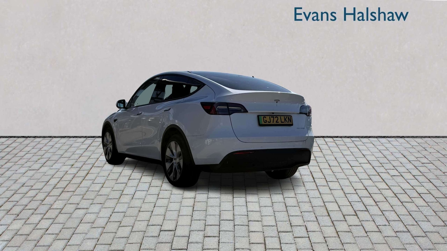 Used Tesla Model Y 2022 for sale - 78173565: Photo 2