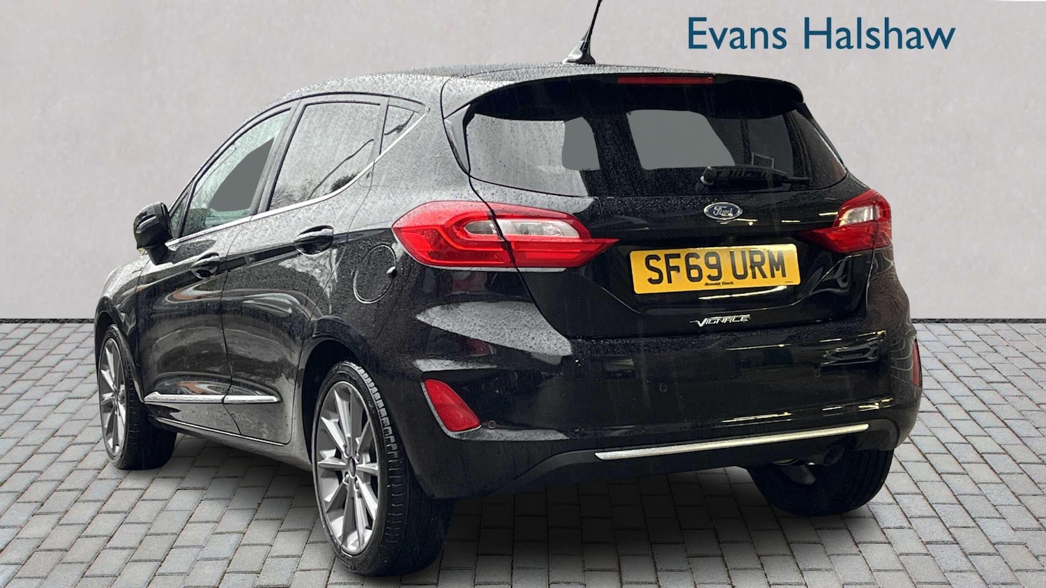 Used Ford Fiesta 2019 for sale - 77348179: Photo 2