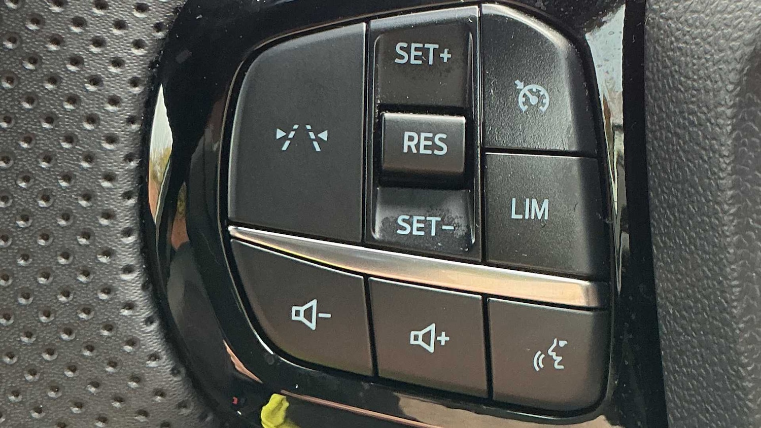 Used Ford Puma 2024 for sale - 76401322: Photo 21