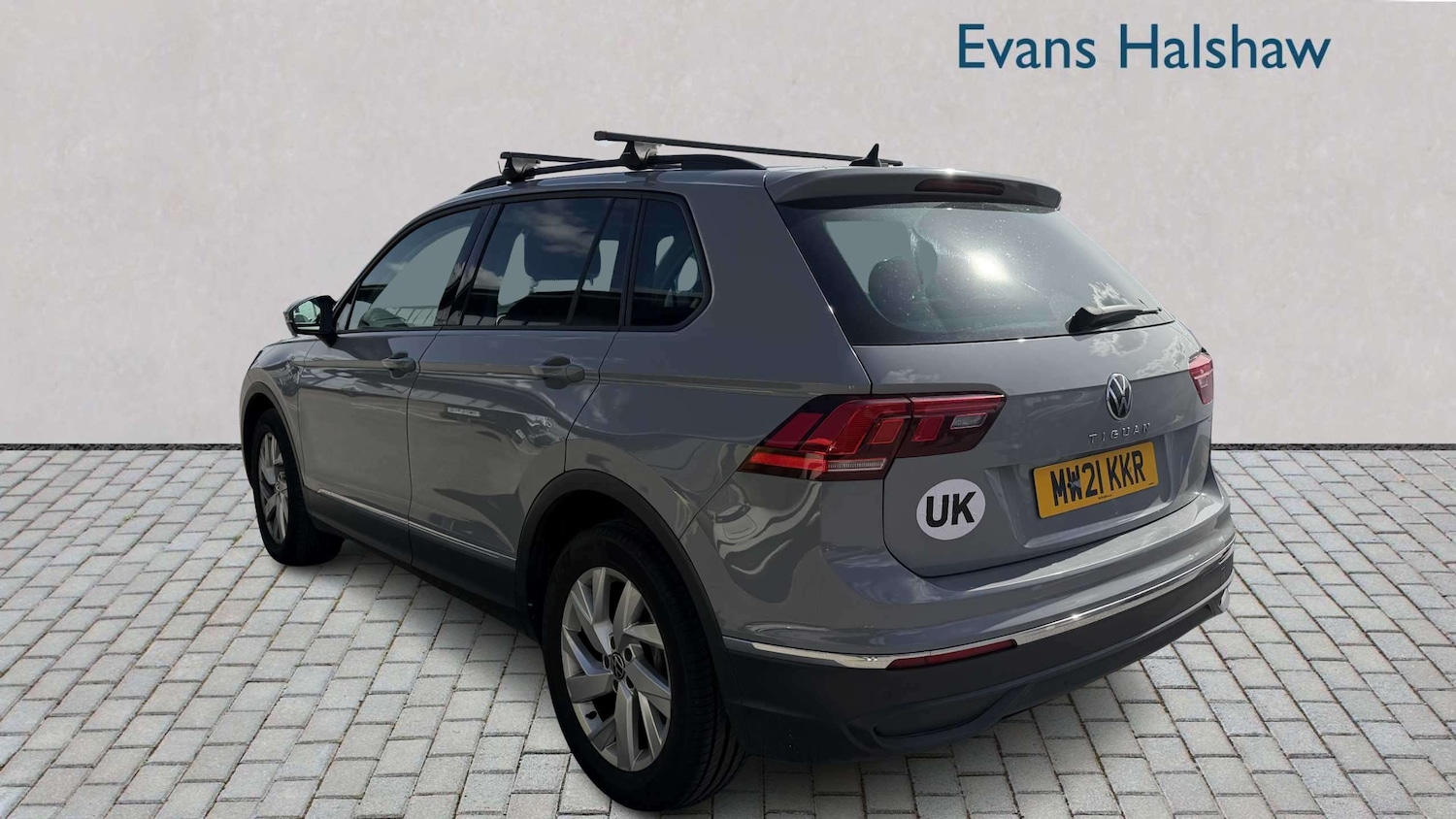 Used Volkswagen Tiguan 2021 for sale - 78216369: Photo 3