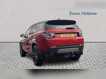 Used Land Rover Discovery Sport 2018 for sale - 76648853: Photo