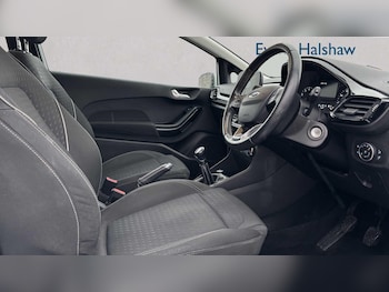 Used Ford Fiesta 2018 for sale - 77443618: Photo