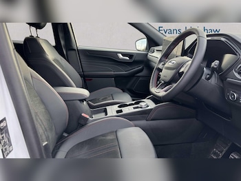 Used Ford Kuga 2025 for sale - 77147255: Photo