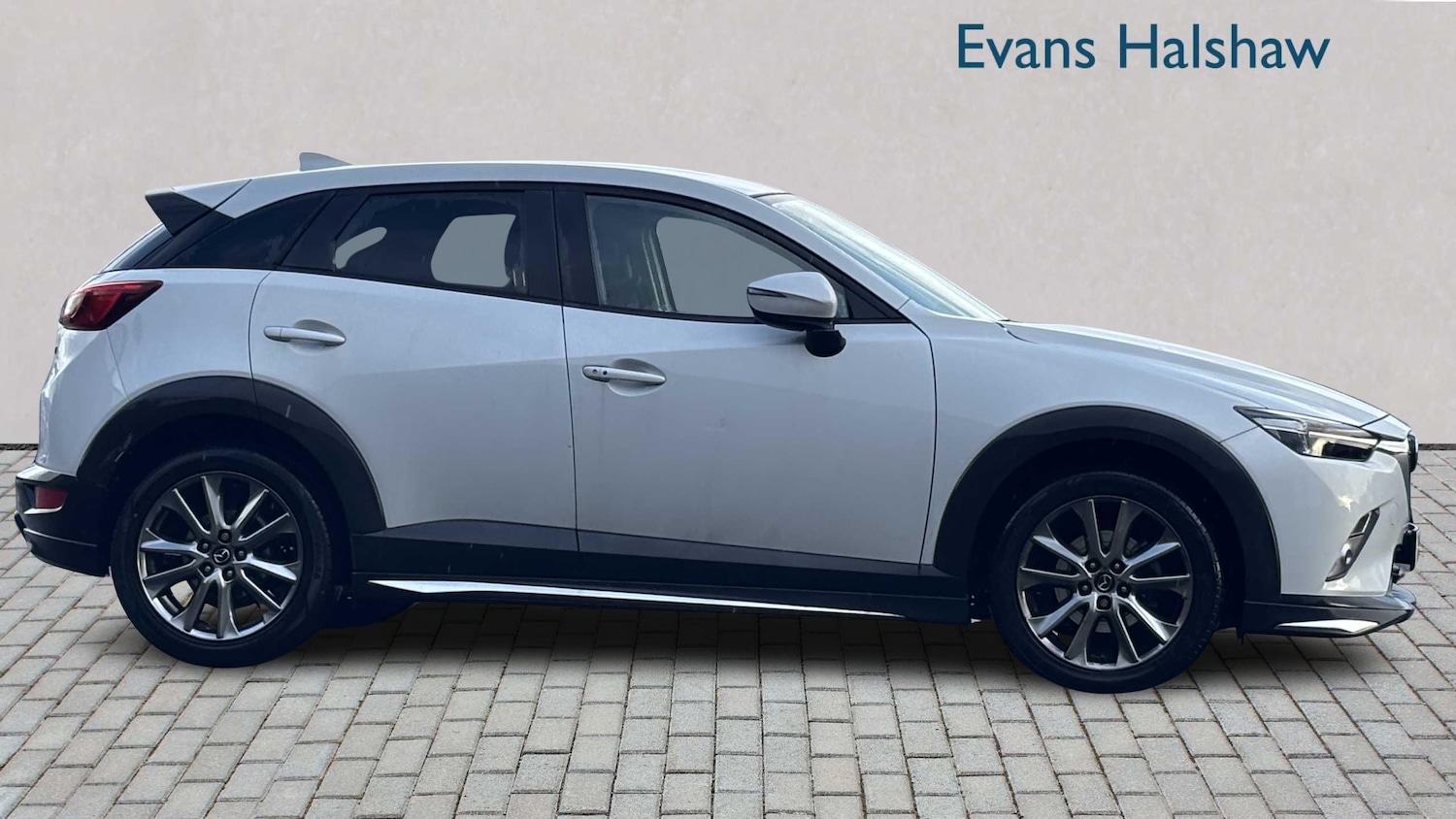 Used Mazda CX-3 2017 for sale - 77628092: Photo 6