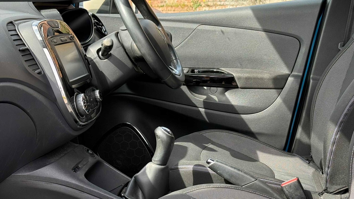 Used Renault Captur 2017 for sale - 78209292: Photo 9