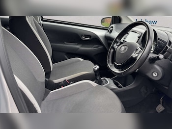 Used Toyota AYGO 2021 for sale - 78137680: Photo