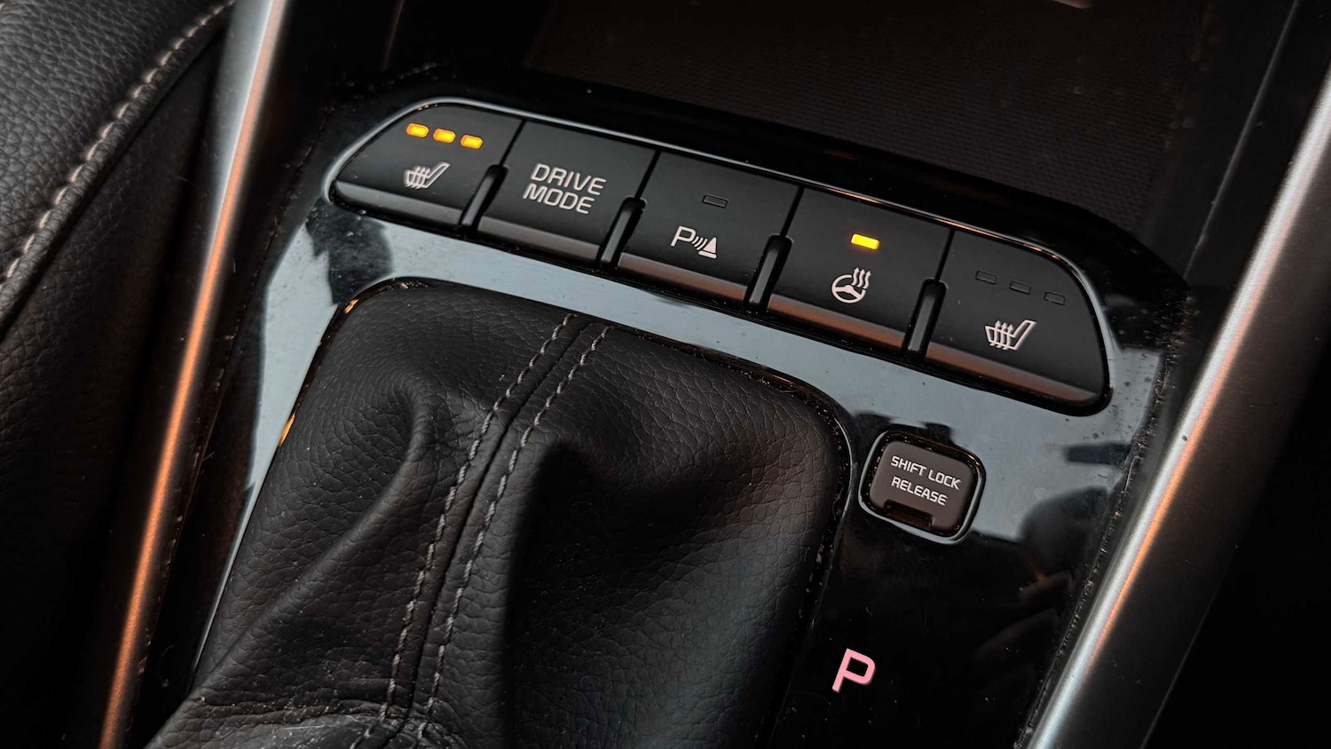 Used Kia Stonic 2022 for sale - 76624733: Photo 14