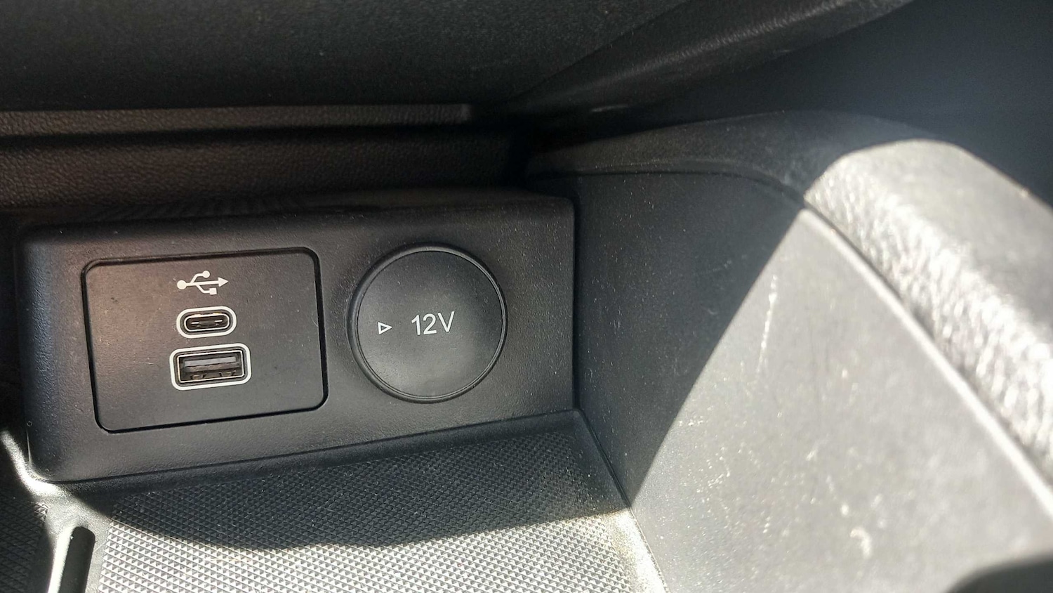 Vehicle 28