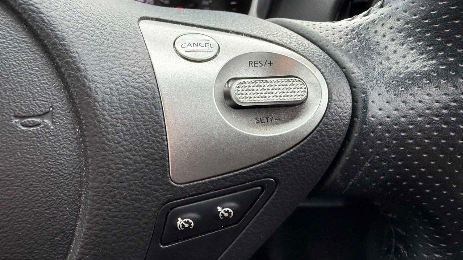 Used Nissan Juke 2018 for sale - 77885924: Photo 18