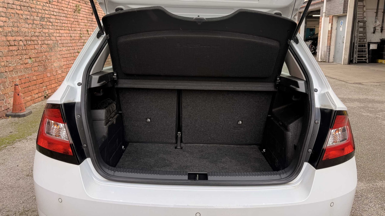 Used Skoda Fabia 2015 for sale - 76624694: Photo 11