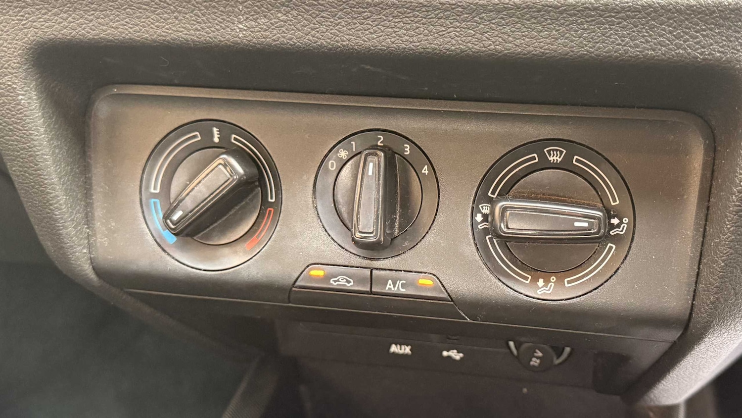 Used Skoda Fabia 2015 for sale - 76624694: Photo 14