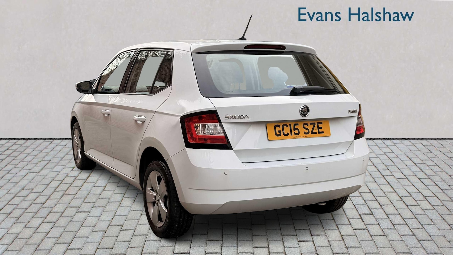 Used Skoda Fabia 2015 for sale - 76624694: Photo 2