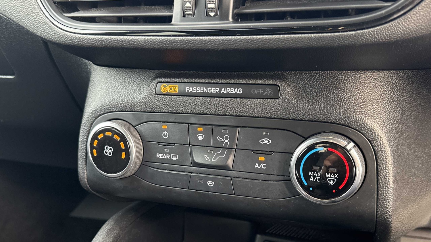 Used Ford Focus 2019 for sale - 76401370: Photo 16