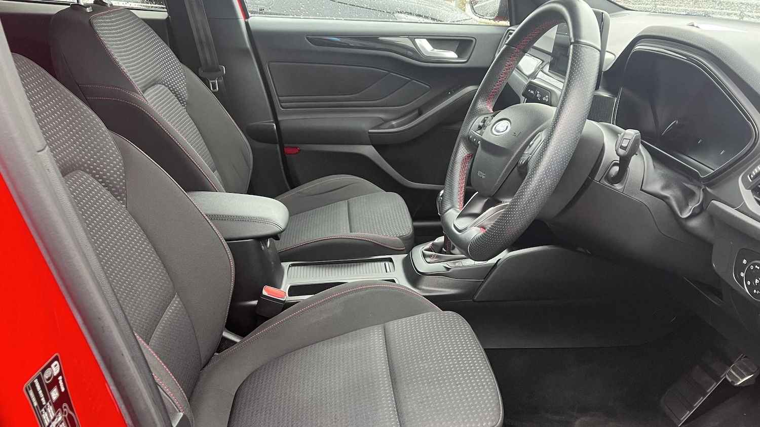 Used Ford Focus 2019 for sale - 76401370: Photo 3