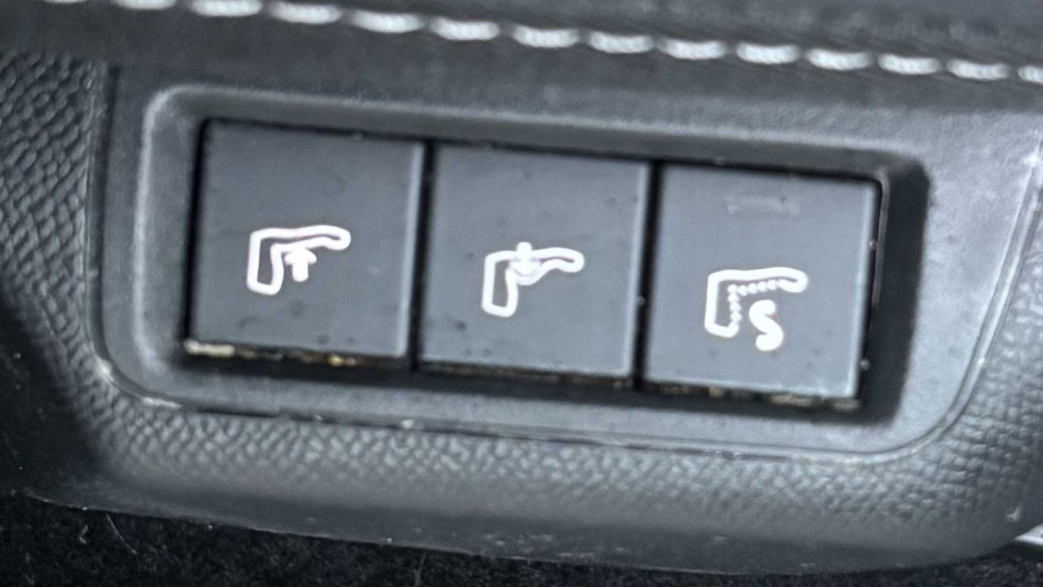 Used Vauxhall Mokka 2024 for sale - 76610564: Photo 18