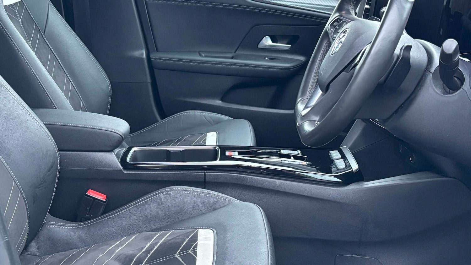 Used Vauxhall Mokka 2024 for sale - 76610564: Photo 3