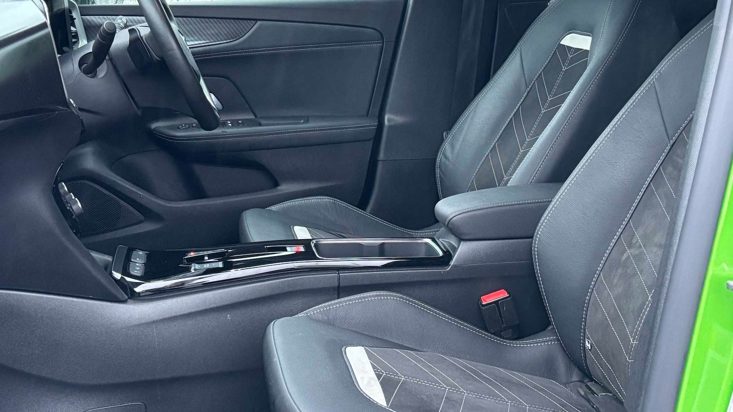 Used Vauxhall Mokka 2024 for sale - 76610564: Photo 9