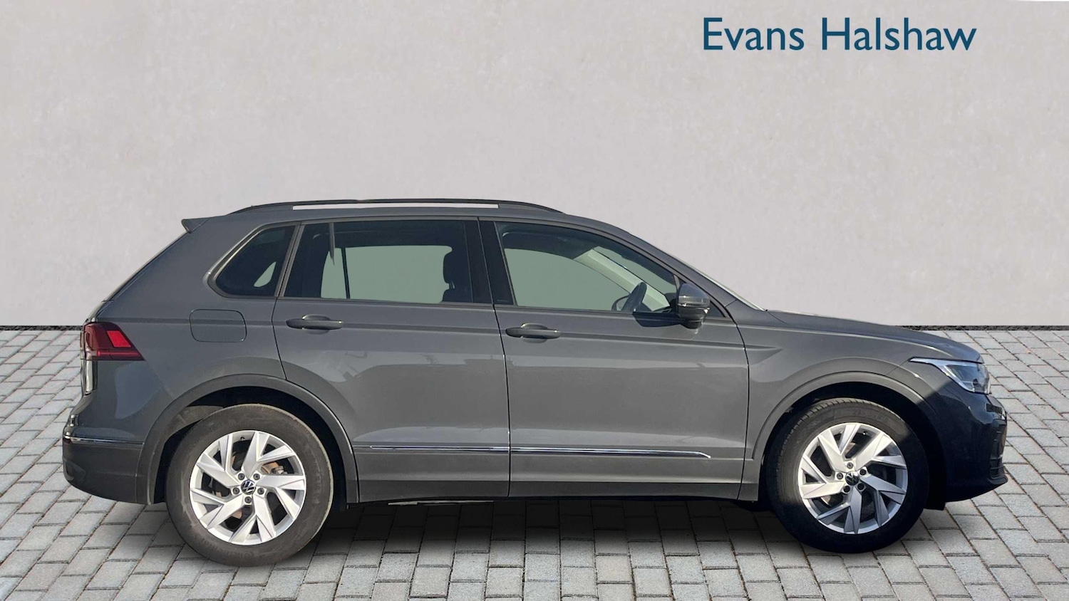 Used Volkswagen Tiguan 2022 for sale - 76804820: Photo 6