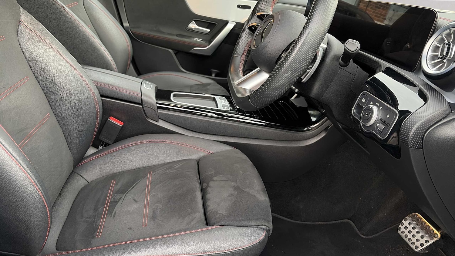 Used Mercedes-Benz CLA 2024 for sale - 77158638: Photo 3