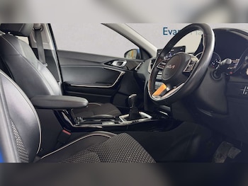 Used Kia XCeed 2023 for sale - 78294829: Photo