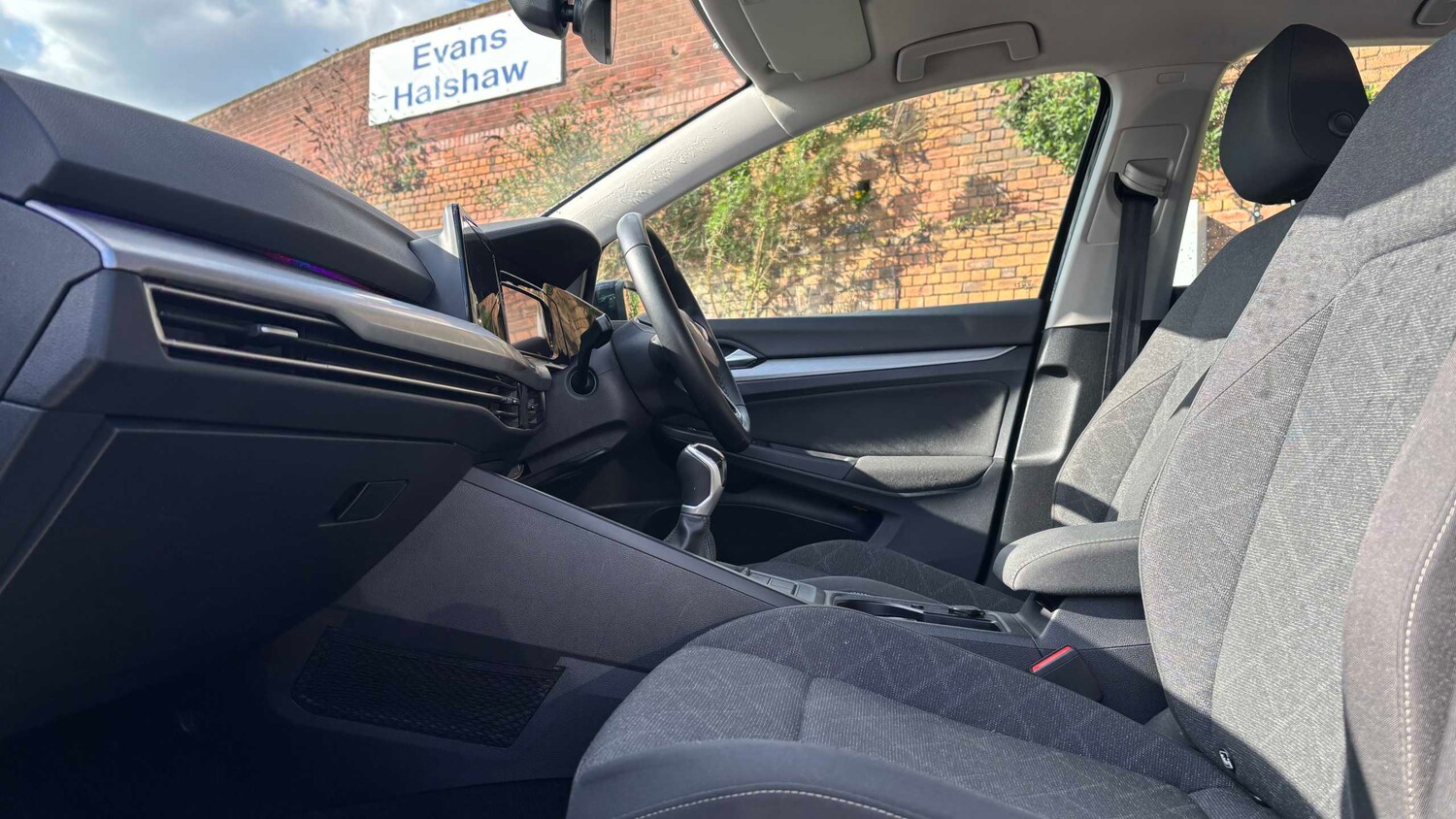 Used Volkswagen Golf 2022 for sale - 78137652: Photo 9