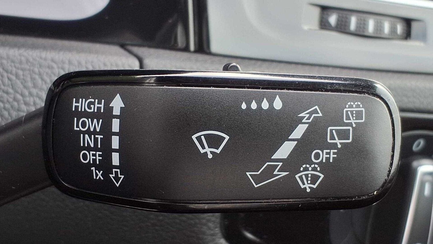 Used Volkswagen Golf 2020 for sale - 77233052: Photo 23