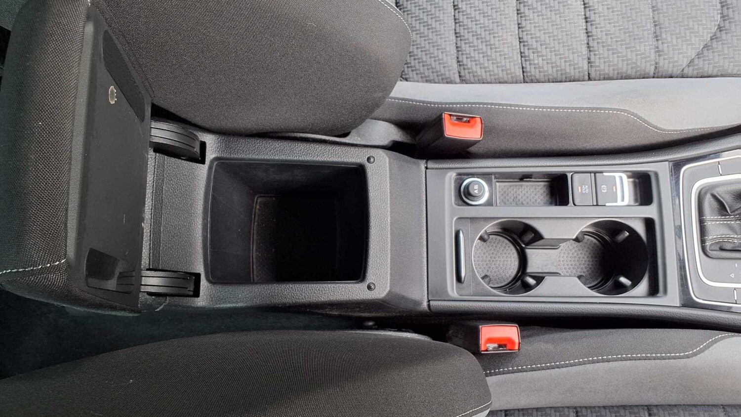 Used Volkswagen Golf 2020 for sale - 77233052: Photo 31