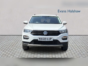 Used Volkswagen T-Roc 2018 for sale - 78732524: Photo