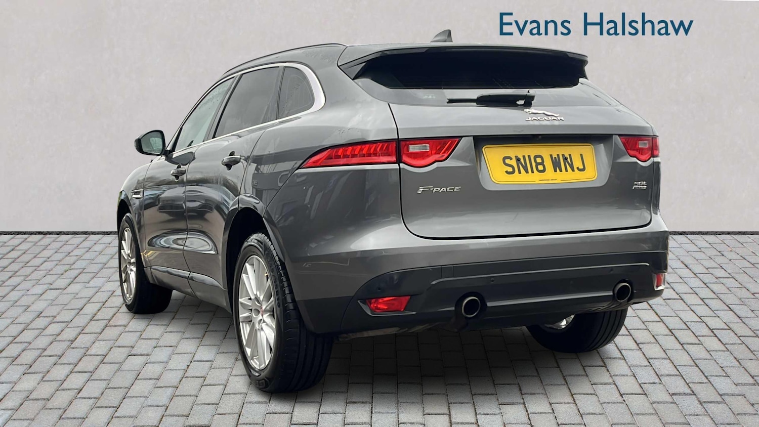 Used Jaguar F-Pace for sale - 78052360: Photo 2
