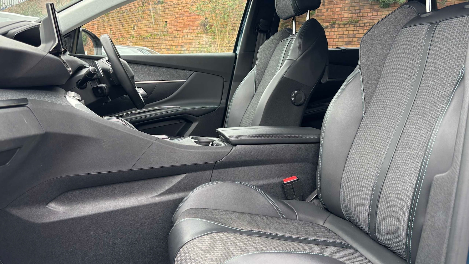 Used Peugeot 5008 2022 for sale - 77972492: Photo 9