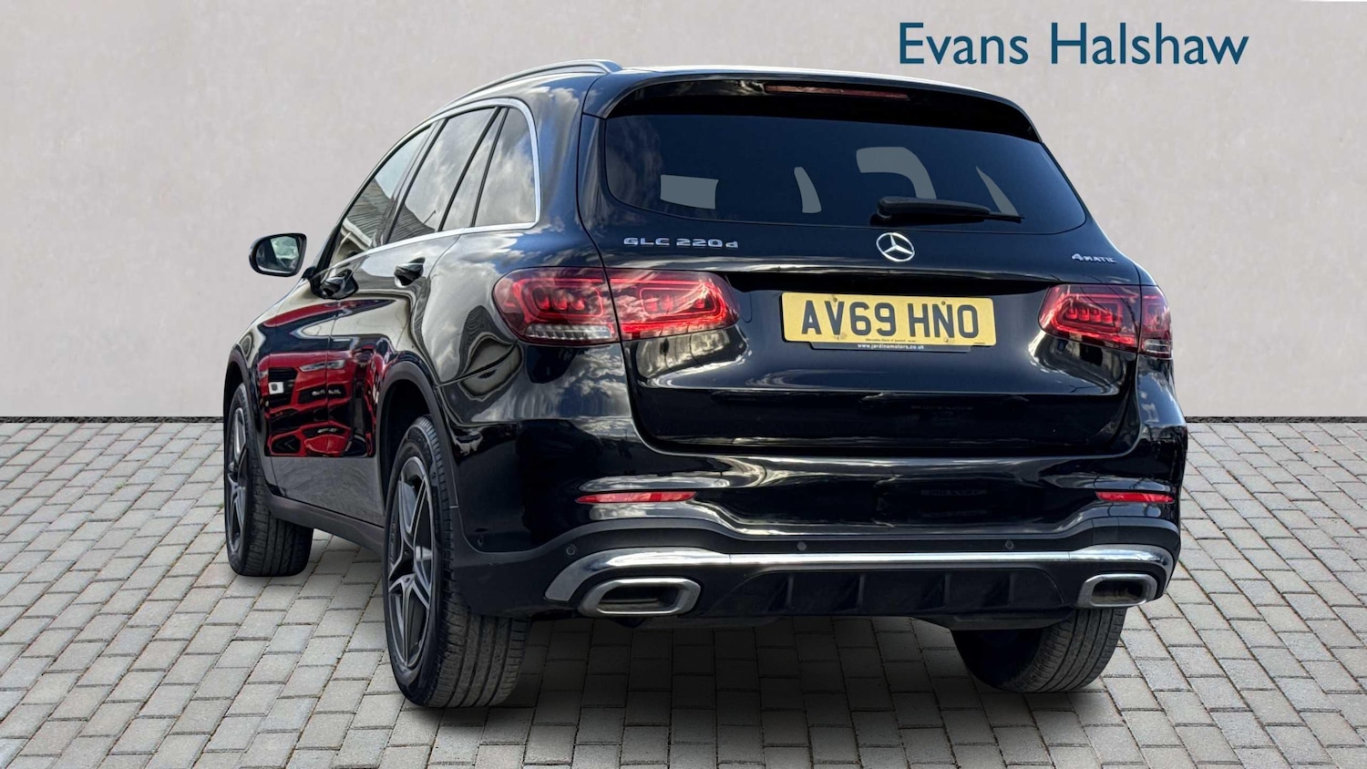 Used Mercedes-Benz GLC 2019 for sale - 76856937: Photo 3