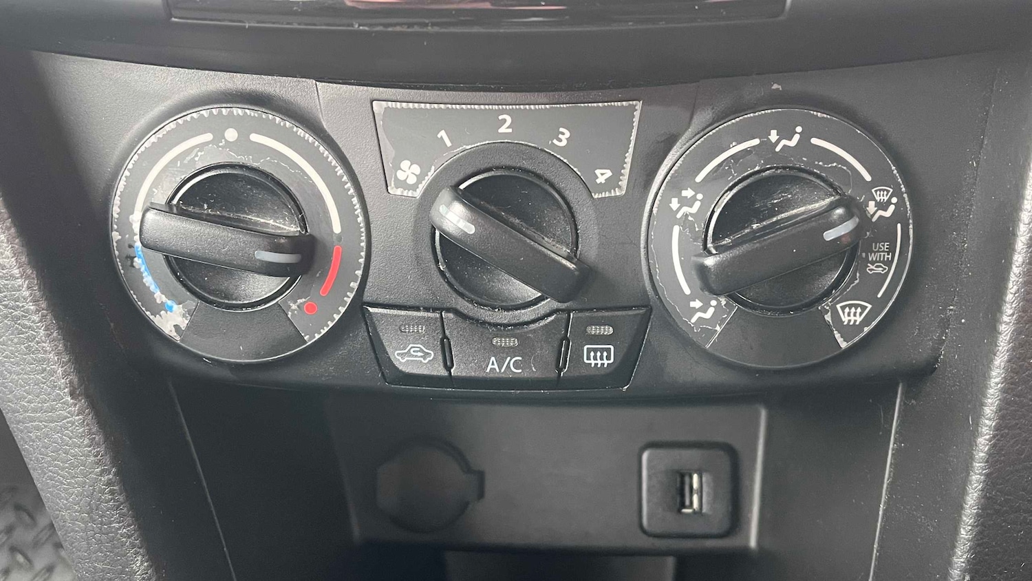 Used Suzuki Swift 2014 for sale - 78060258: Photo 17