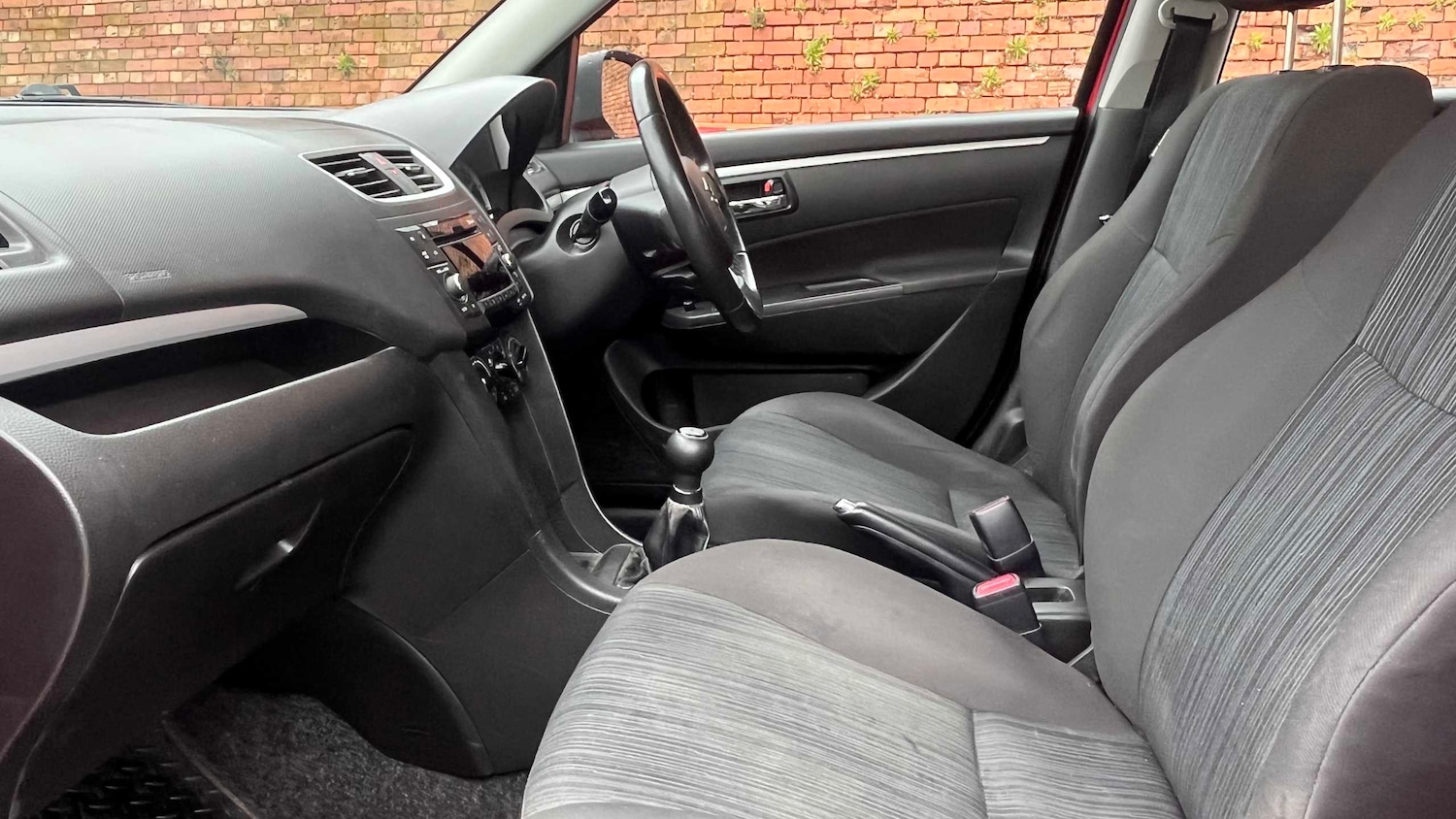 Used Suzuki Swift 2014 for sale - 78060258: Photo 9