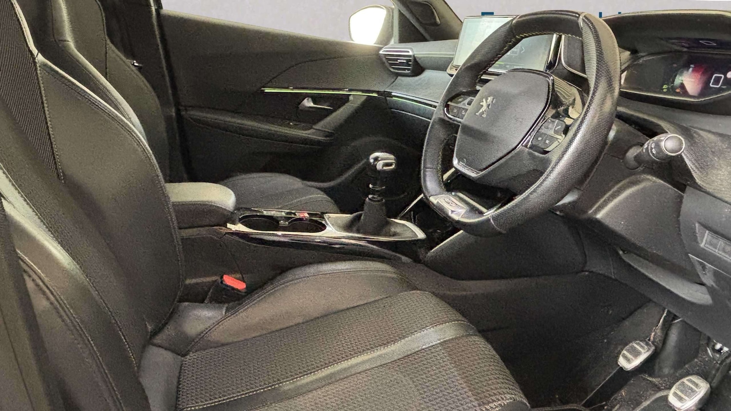 Used Peugeot 2008 2023 for sale - 78137563: Photo 3