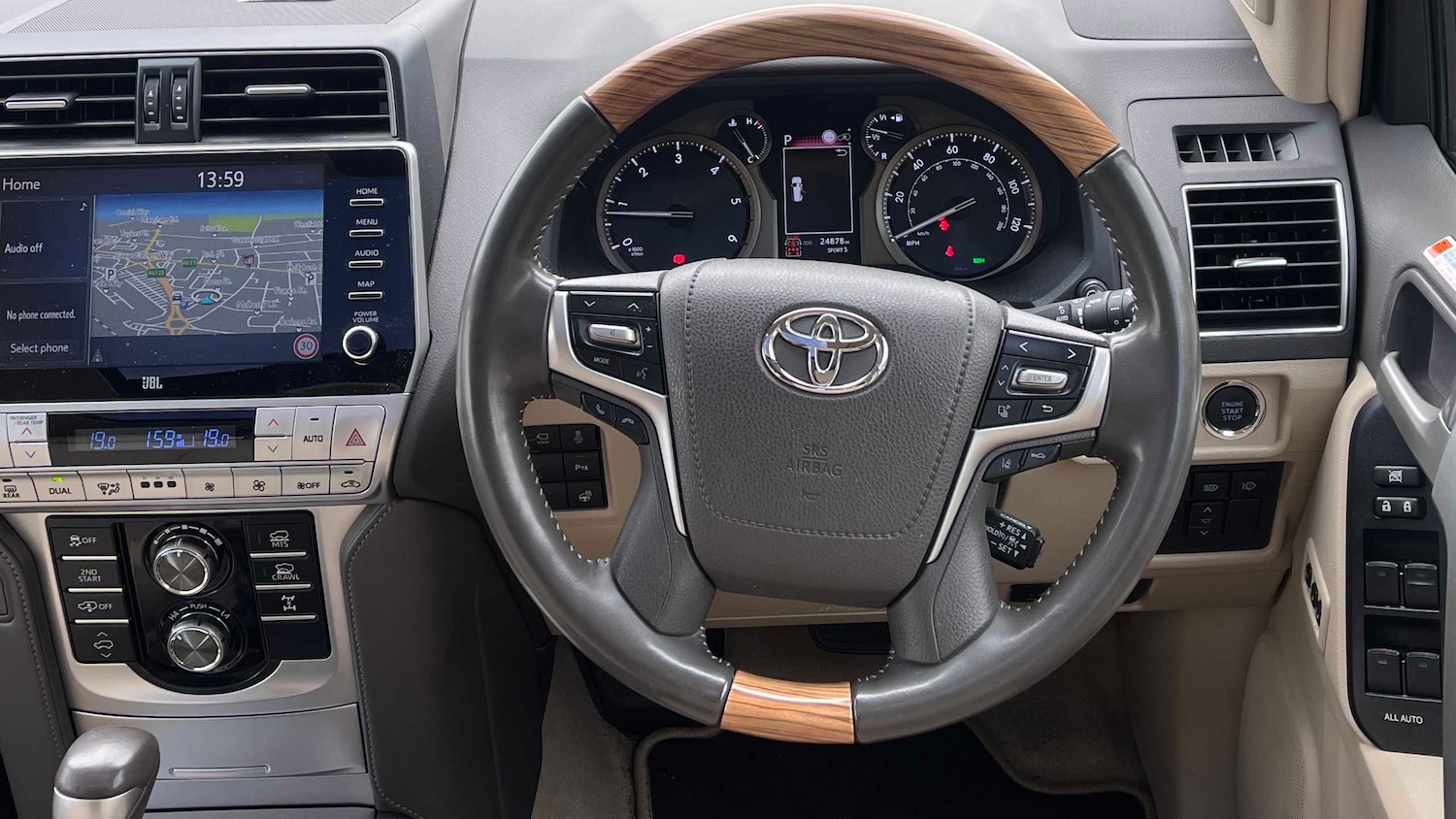 Used Toyota Land Cruiser 2022 for sale - 78077006: Photo 11