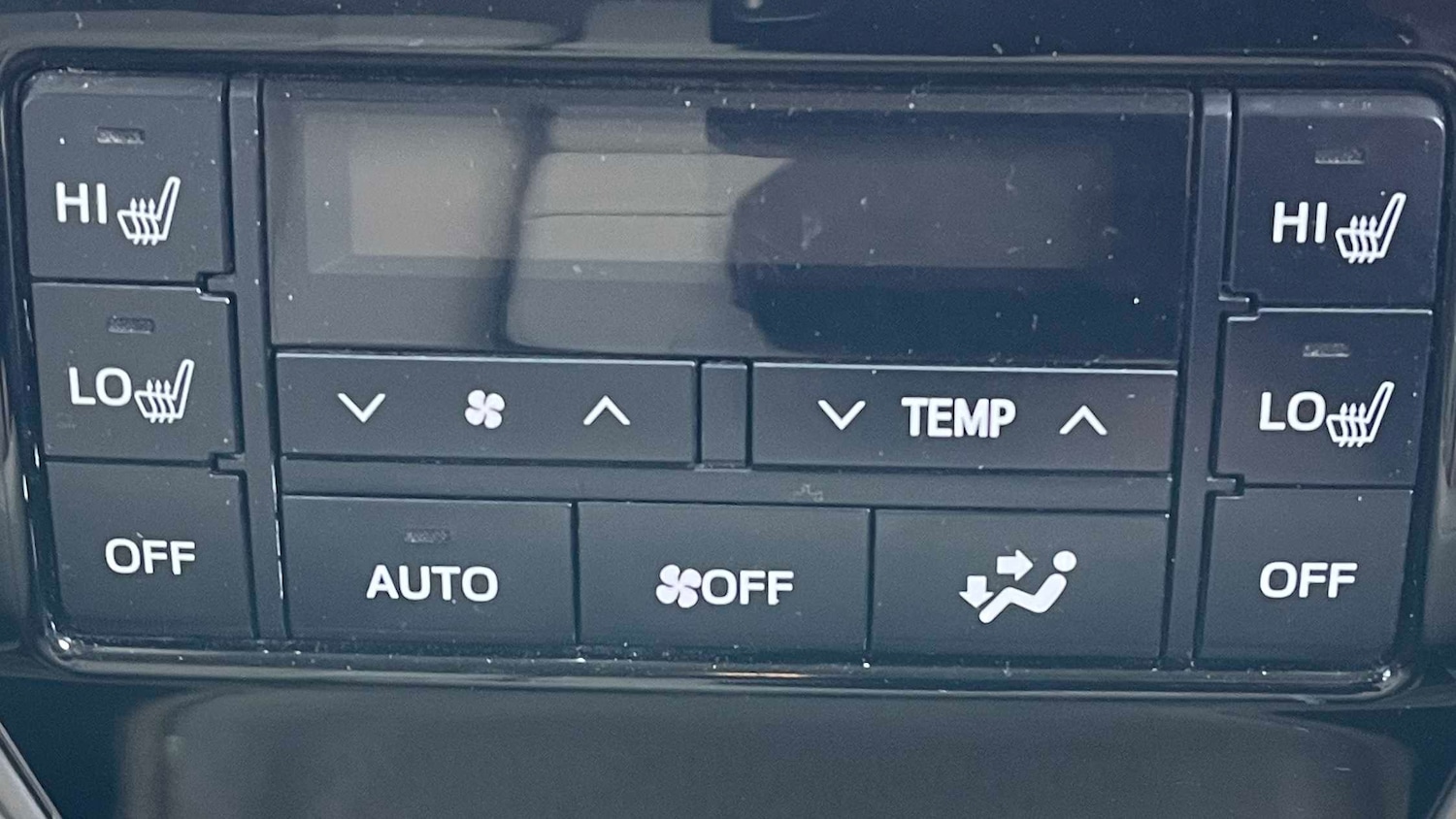 Used Toyota Land Cruiser 2022 for sale - 78077006: Photo 18