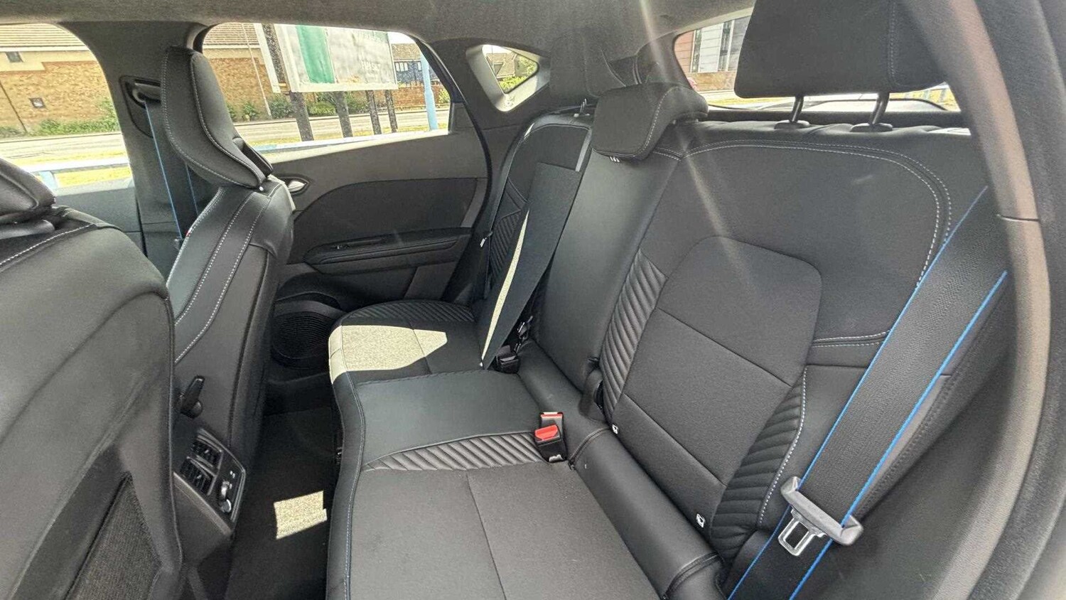 Used Renault Captur 2025 for sale - 77615577: Photo 18