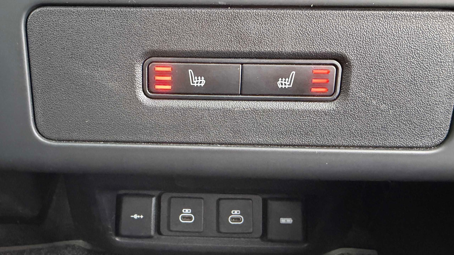 Used Land Rover Discovery 2022 for sale - 77361351: Photo 21