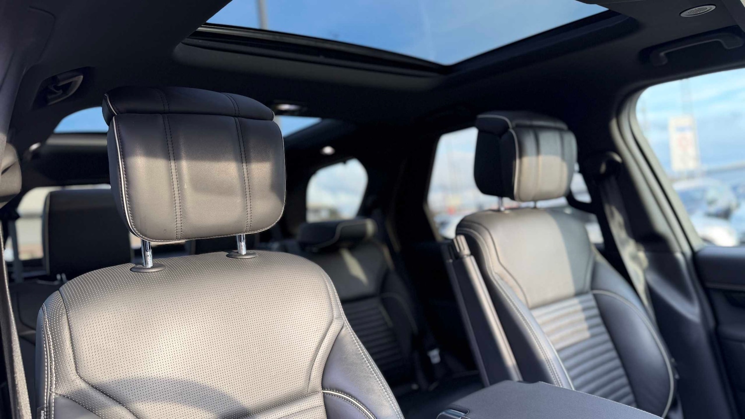 Used Land Rover Discovery 2022 for sale - 77361351: Photo 35