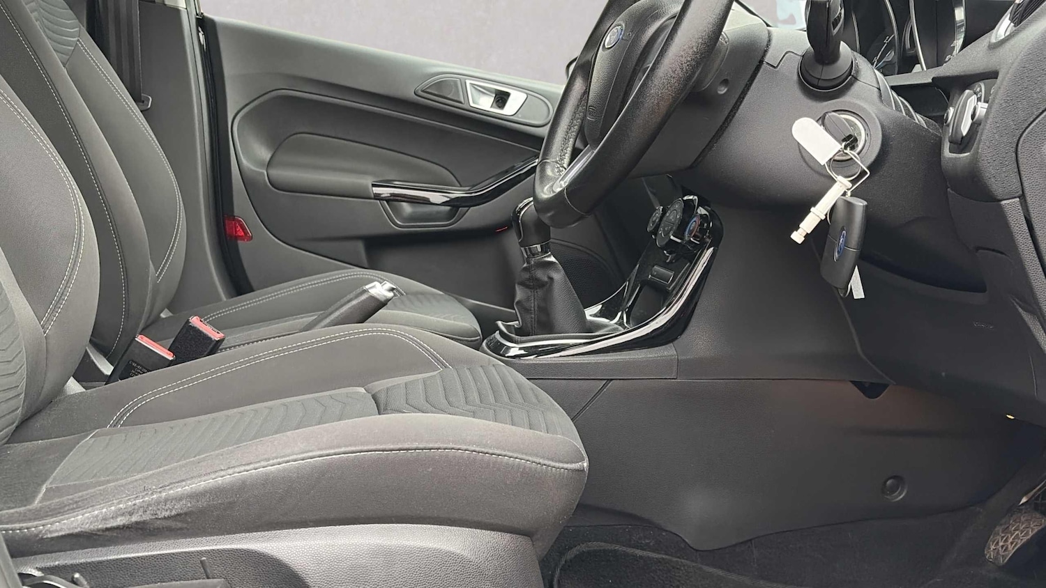 Used Ford Fiesta 2013 for sale - 76827687: Photo 3