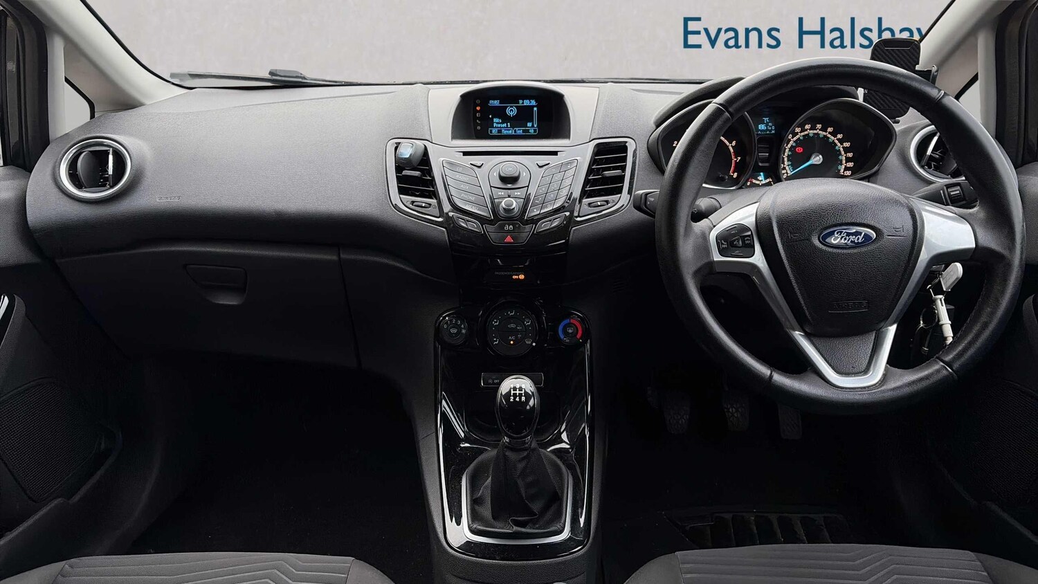 Used Ford Fiesta 2013 for sale - 76827687: Photo 8