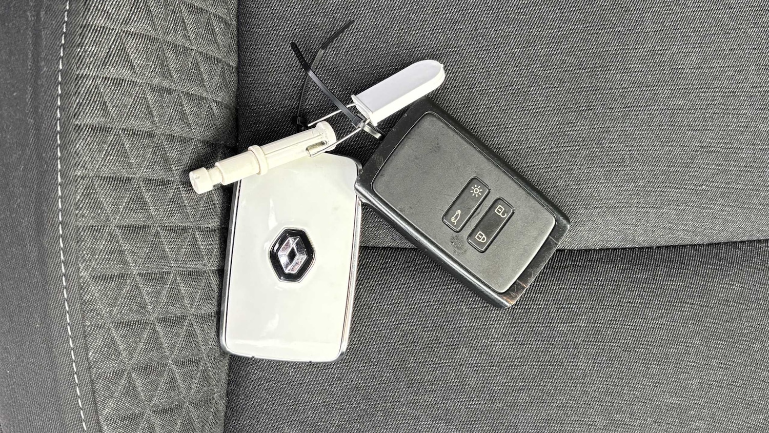 Used Renault Clio 2020 for sale - 77308451: Photo 17