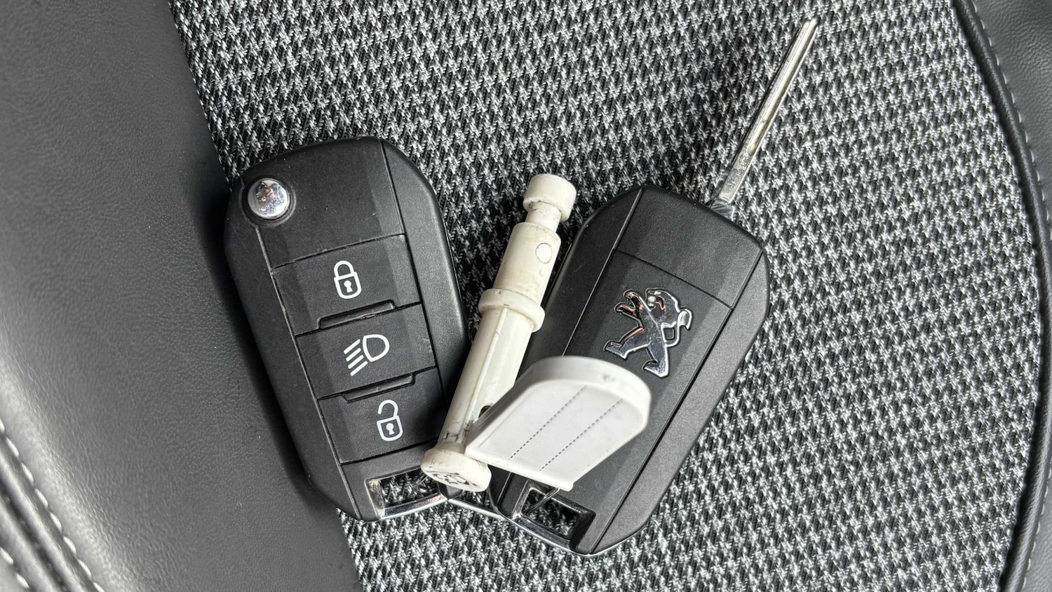 Used Peugeot 3008 2018 for sale - 77361504: Photo 16