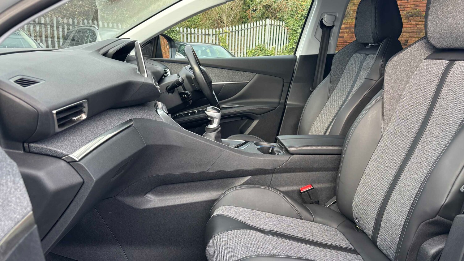 Used Peugeot 3008 2018 for sale - 77361504: Photo 9