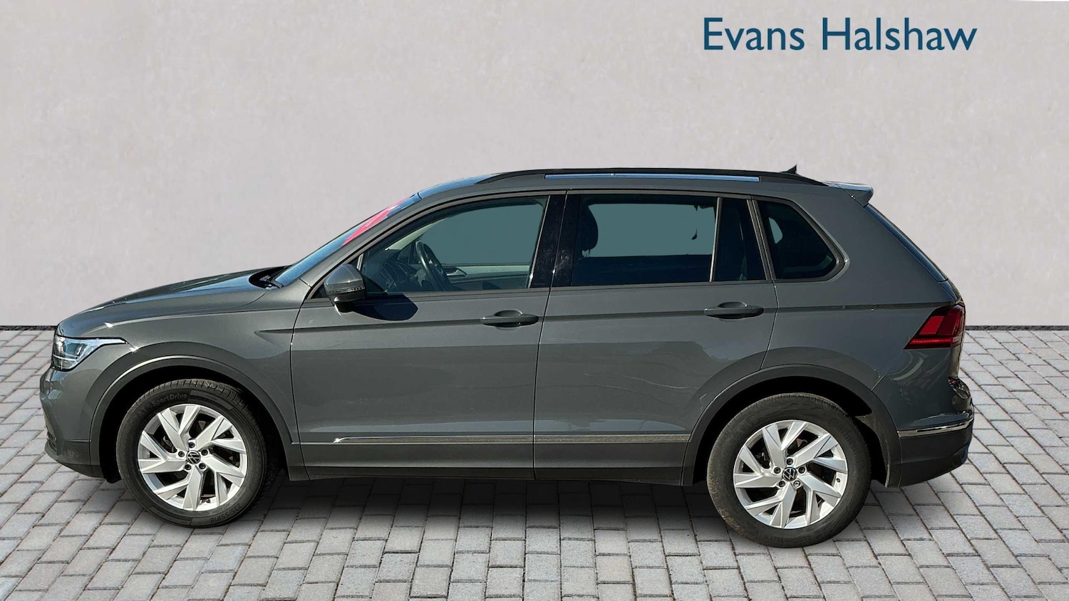 Used Volkswagen Tiguan 2022 for sale - 76401310: Photo 9