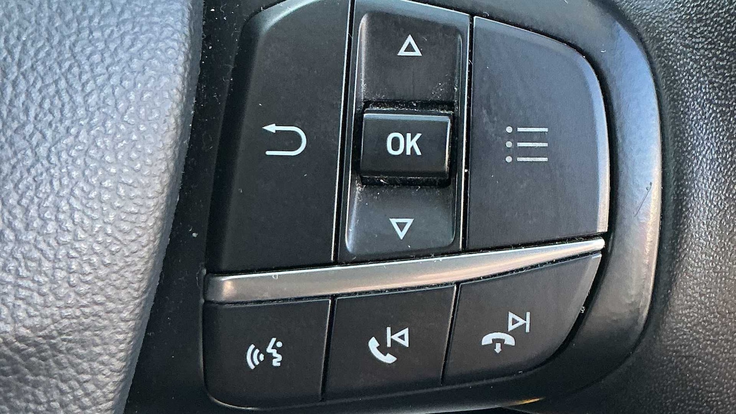 Used Ford Focus 2018 for sale - 76401332: Photo 16